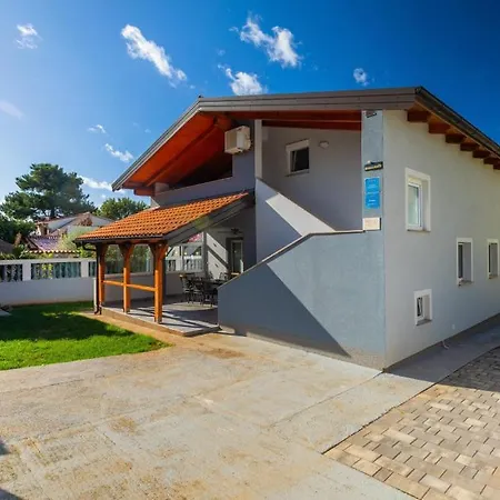 Natasa By Guide Апартаменты