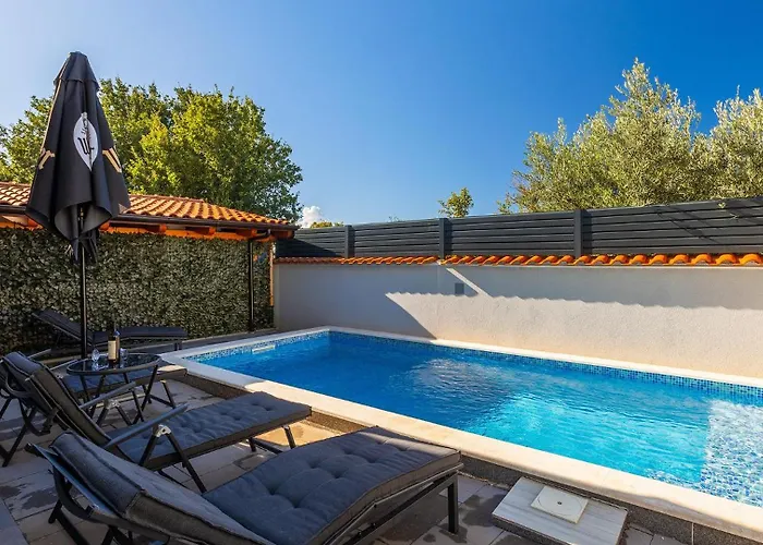 Natasa By Guide 아파트