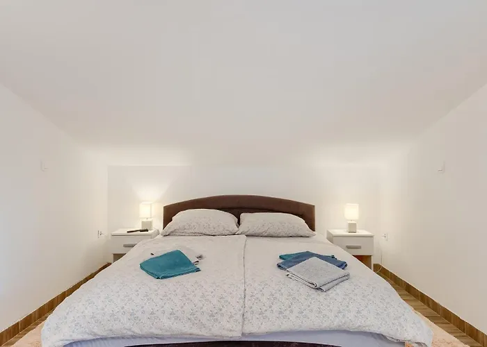 Natasa By Guide 아파트 *