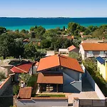Apartment Natasa By Guide