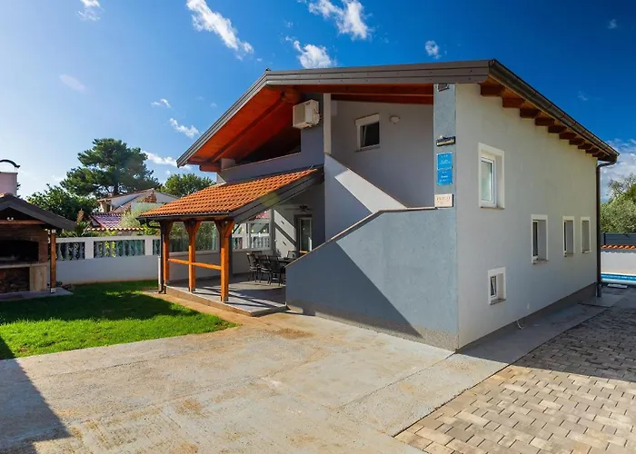 Appartement Natasa By Guide *